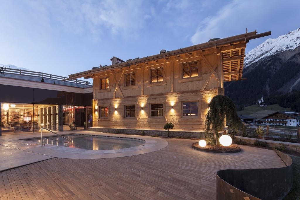 Hotel Plunhof Ridanna Exterior photo