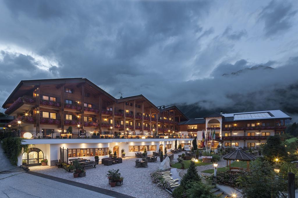 Hotel Plunhof Ridanna Exterior photo